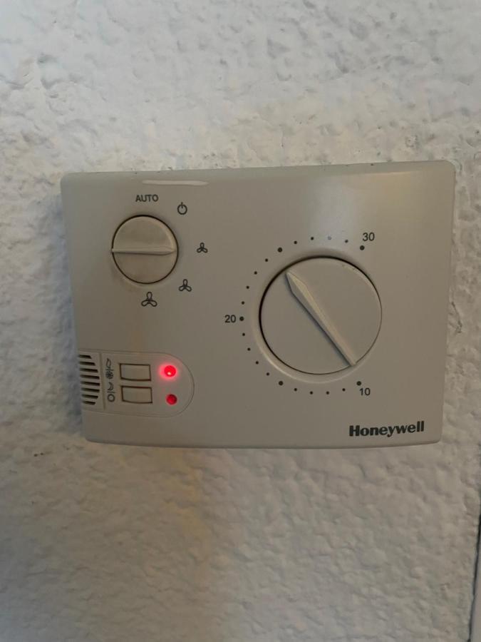 Hotel Ibis Budget Lyon Sud Saint-Fons A7 Bagian luar foto