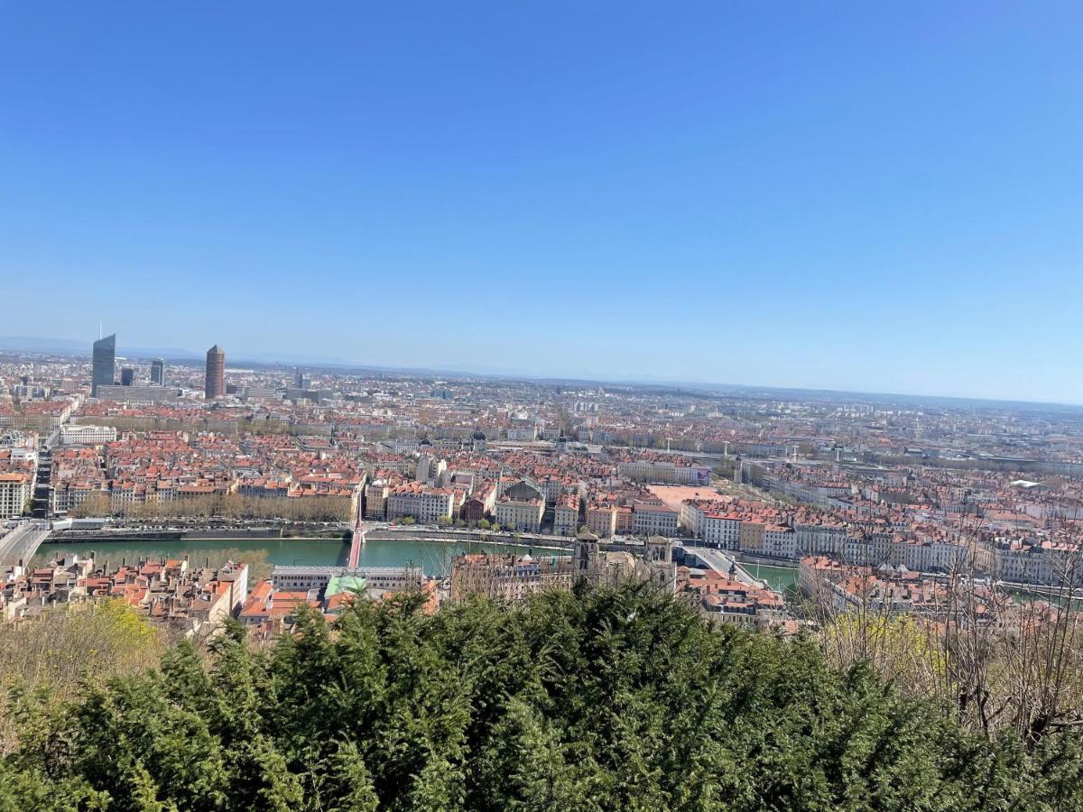 Hotel Ibis Budget Lyon Sud Saint-Fons A7 Bagian luar foto