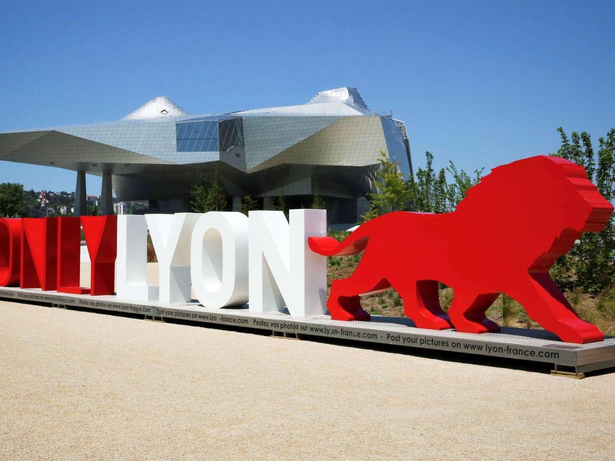 Hotel Ibis Budget Lyon Sud Saint-Fons A7 Bagian luar foto