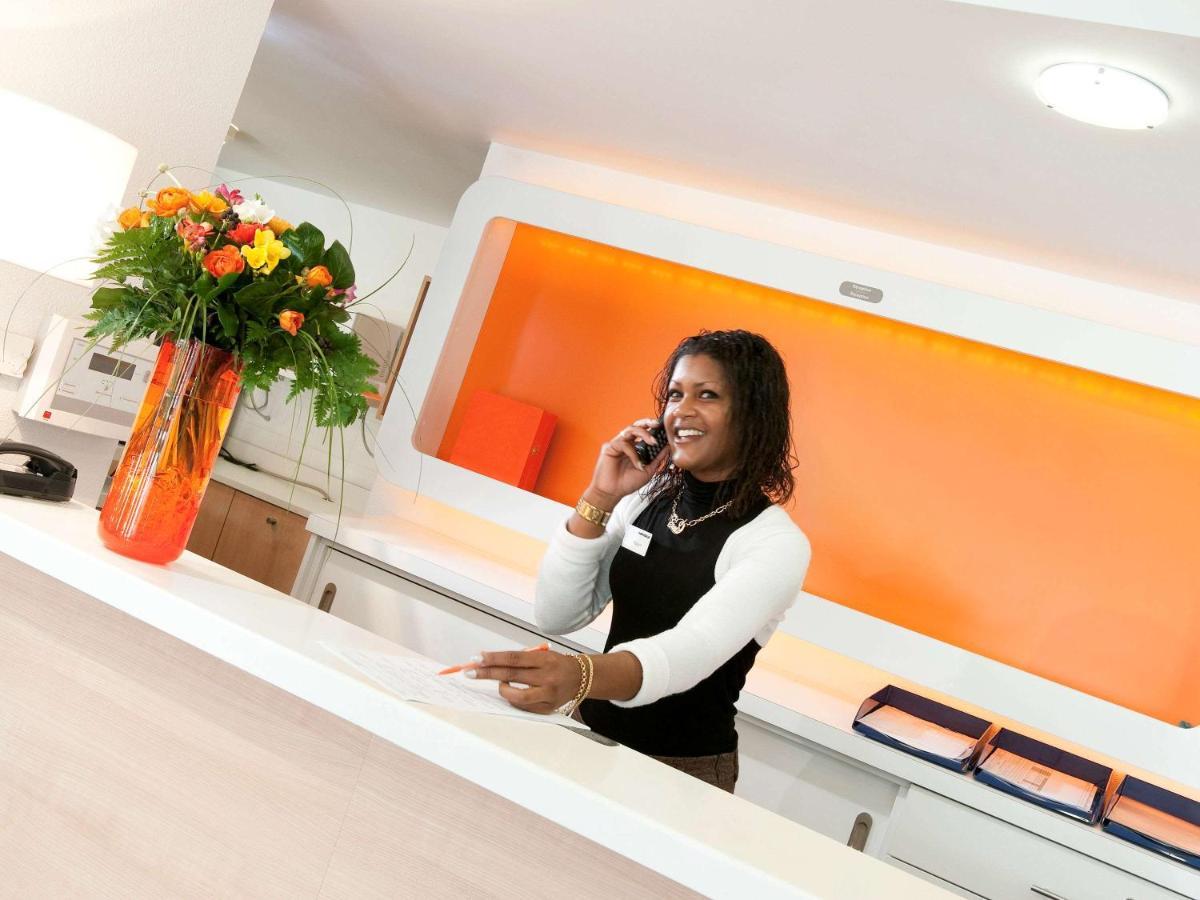 Hotel Ibis Budget Lyon Sud Saint-Fons A7 Bagian luar foto